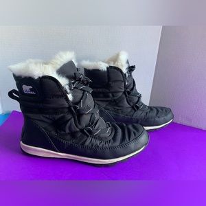 Sorel 1767011010 Women's Black Whitney Short Lace Snow Fur Boots Size 9